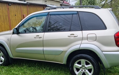Toyota RAV4, 2004 год, 650 000 рублей, 7 фотография