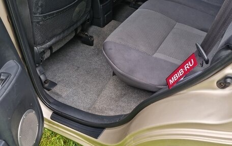Toyota RAV4, 2004 год, 650 000 рублей, 12 фотография
