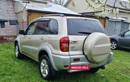 Toyota RAV4, 2004 год, 650 000 рублей, 6 фотография