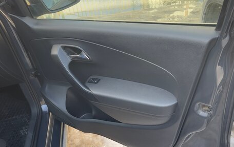 Volkswagen Polo VI (EU Market), 2012 год, 600 000 рублей, 16 фотография