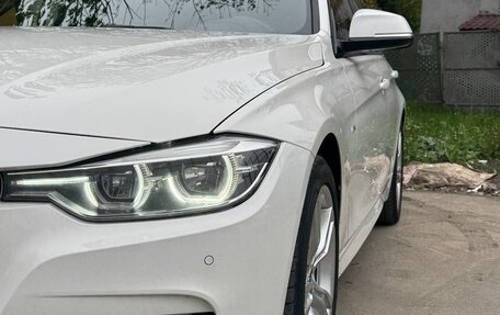 BMW 3 серия, 2018 год, 2 850 000 рублей, 4 фотография