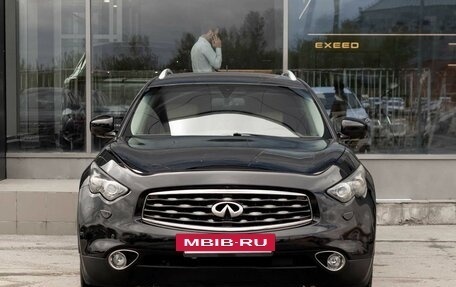 Infiniti FX II, 2011 год, 1 750 000 рублей, 2 фотография
