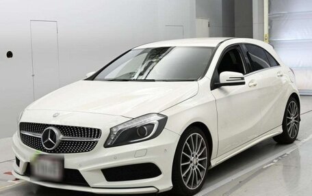 Mercedes-Benz A-Класс, 2015 год, 892 000 рублей, 1 фотография