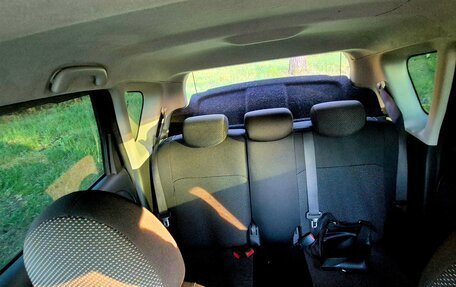 Nissan Note II рестайлинг, 2010 год, 599 000 рублей, 9 фотография