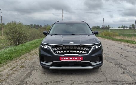 KIA Carnival, 2021 год, 4 097 000 рублей, 2 фотография