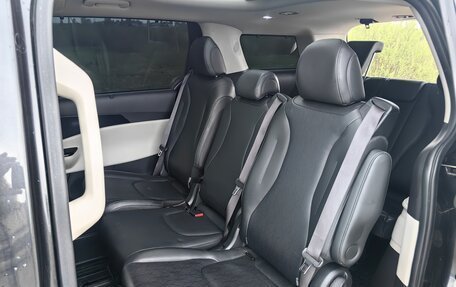 KIA Carnival, 2021 год, 4 097 000 рублей, 22 фотография