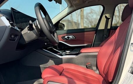 BMW 3 серия, 2022 год, 3 600 000 рублей, 9 фотография