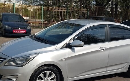 Hyundai Solaris II рестайлинг, 2014 год, 700 000 рублей, 4 фотография