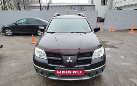 Mitsubishi Outlander III рестайлинг 3, 2007 год, 680 000 рублей, 1 фотография