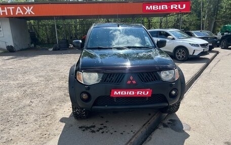 Mitsubishi L200 IV рестайлинг, 2007 год, 625 000 рублей, 1 фотография