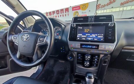Toyota Land Cruiser Prado 150 рестайлинг 2, 2017 год, 19 фотография