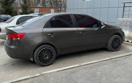 KIA Cerato III, 2009 год, 700 000 рублей, 3 фотография
