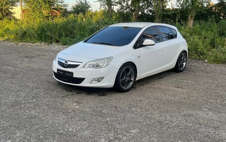 Opel Astra J, 2011 год, 400 000 рублей, 5 фотография