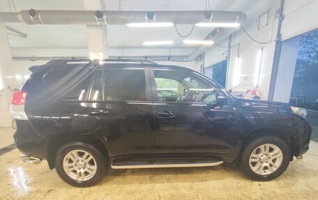 Toyota Land Cruiser Prado 150 рестайлинг 2, 2010 год, 2 300 000 рублей, 5 фотография