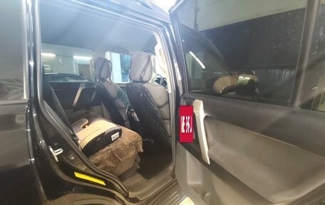 Toyota Land Cruiser Prado 150 рестайлинг 2, 2010 год, 2 300 000 рублей, 9 фотография