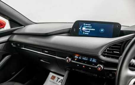 Mazda 3, 2019 год, 1 750 000 рублей, 12 фотография