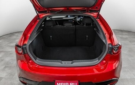 Mazda 3, 2019 год, 1 750 000 рублей, 18 фотография
