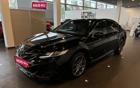 Toyota Camry, 2020 год, 2 875 000 рублей, 7 фотография