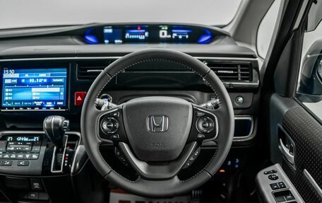 Honda Stepwgn IV, 2018 год, 2 150 000 рублей, 11 фотография