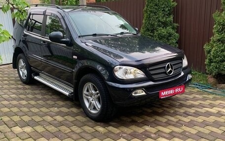 Mercedes-Benz M-Класс, 2001 год, 580 000 рублей, 1 фотография