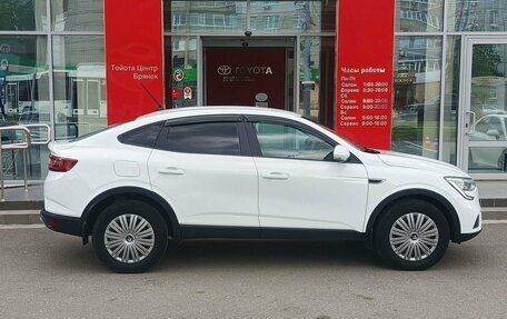 Renault Arkana I, 2021 год, 1 560 000 рублей, 4 фотография