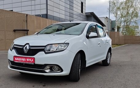 Renault Logan II, 2017 год, 800 000 рублей, 1 фотография