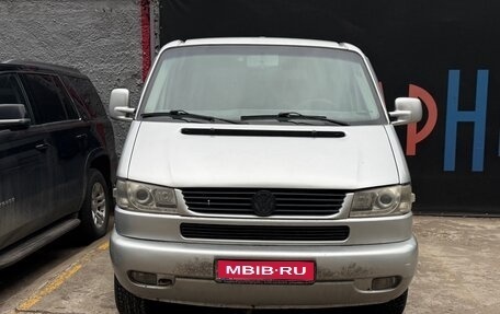 Volkswagen Multivan T4, 2001 год, 800 000 рублей, 1 фотография