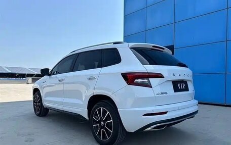 Skoda Karoq I, 2023 год, 2 105 000 рублей, 6 фотография