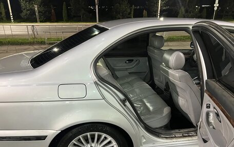 BMW 5 серия, 2000 год, 830 000 рублей, 2 фотография