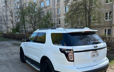 Ford Explorer VI, 2014 год, 2 120 000 рублей, 2 фотография