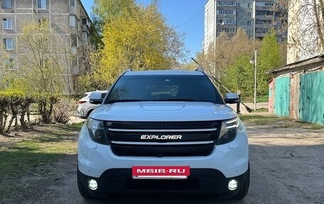 Ford Explorer VI, 2014 год, 2 120 000 рублей, 4 фотография