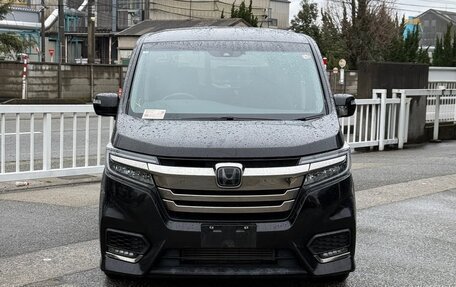 Honda Stepwgn IV, 2020 год, 2 100 000 рублей, 2 фотография