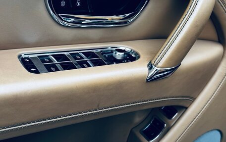 Bentley Bentayga I, 2018 год, 14 900 000 рублей, 3 фотография