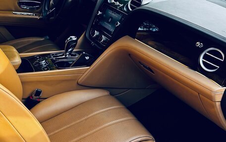 Bentley Bentayga I, 2018 год, 14 900 000 рублей, 7 фотография
