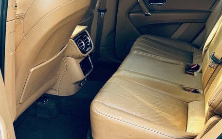 Bentley Bentayga I, 2018 год, 14 900 000 рублей, 12 фотография