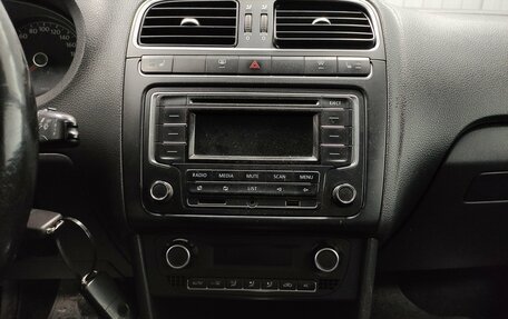 Volkswagen Polo VI (EU Market), 2013 год, 895 000 рублей, 12 фотография