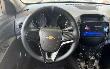 Chevrolet Cruze II, 2010 год, 599 000 рублей, 6 фотография