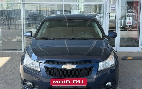 Chevrolet Cruze II, 2010 год, 599 000 рублей, 3 фотография