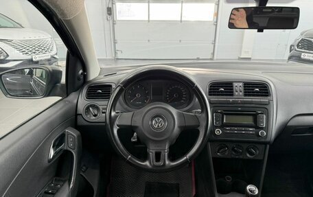 Volkswagen Polo VI (EU Market), 2010 год, 549 000 рублей, 17 фотография