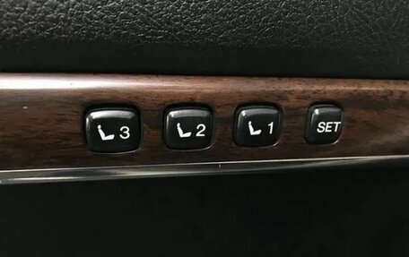 Toyota Land Cruiser 200, 2016 год, 5 000 000 рублей, 4 фотография