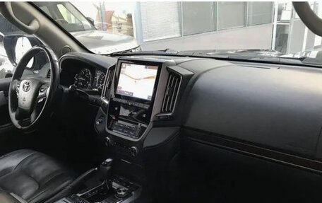 Toyota Land Cruiser 200, 2016 год, 5 000 000 рублей, 10 фотография