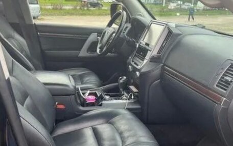 Toyota Land Cruiser 200, 2016 год, 5 000 000 рублей, 22 фотография