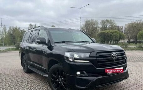 Toyota Land Cruiser 200, 2016 год, 5 000 000 рублей, 24 фотография