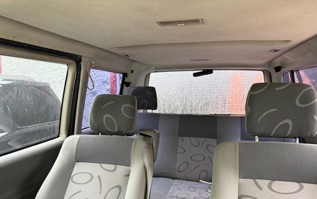 Volkswagen Multivan T4, 2001 год, 800 000 рублей, 10 фотография