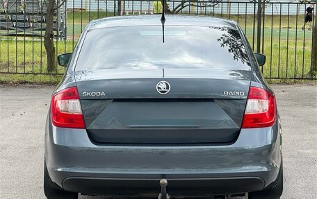 Skoda Rapid I, 2014 год, 900 000 рублей, 5 фотография