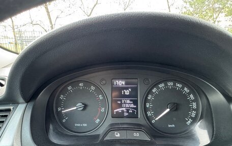 Skoda Rapid I, 2014 год, 900 000 рублей, 8 фотография