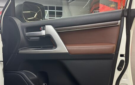 Toyota Land Cruiser 200, 2016 год, 6 700 000 рублей, 15 фотография