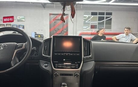 Toyota Land Cruiser 200, 2016 год, 6 700 000 рублей, 19 фотография