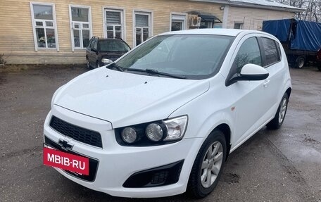 Chevrolet Aveo III, 2015 год, 859 000 рублей, 2 фотография