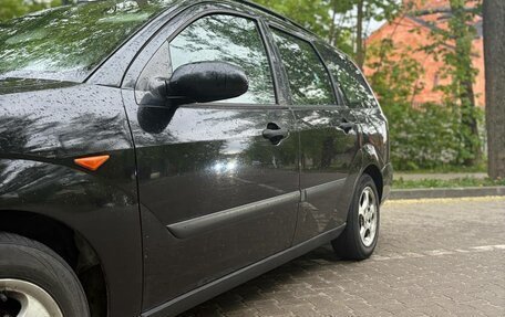 Ford Focus IV, 2001 год, 243 000 рублей, 3 фотография